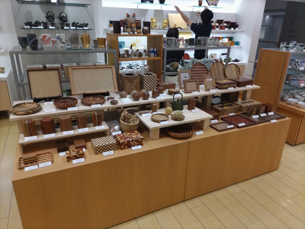 松屋銀座で販売 | 寄木オンラインショップ